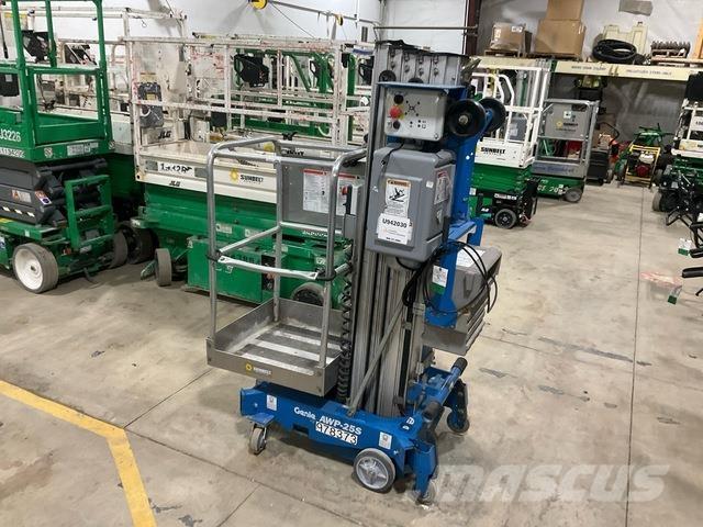 Genie AWP-25S Vertikálne stĺpové výťahy