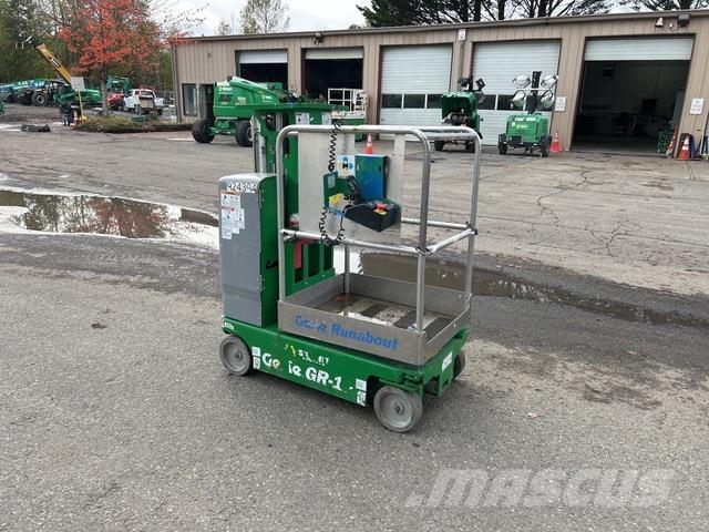 Genie GR-12 Vertikálne stĺpové výťahy