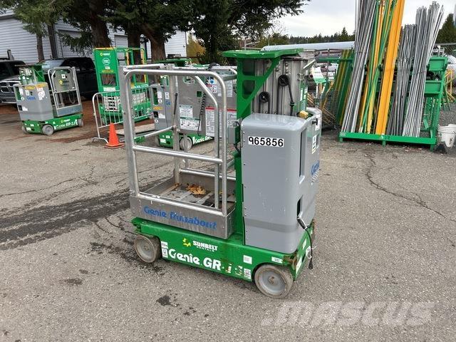 Genie GR-15 Vertikálne stĺpové výťahy