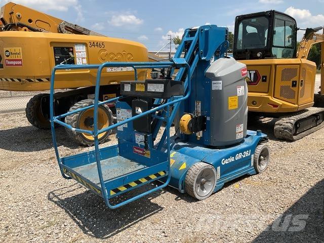 Genie GR-26J Vertikálne stĺpové výťahy