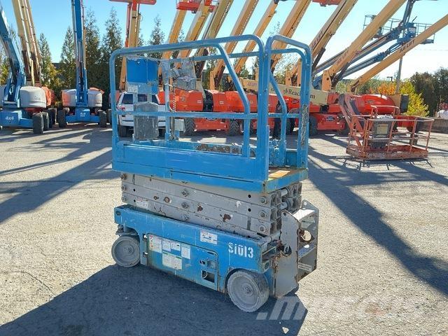 Genie GS-1930 Nožnicové zdvíhacie plošiny