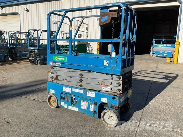 Genie GS-1930 Nožnicové zdvíhacie plošiny