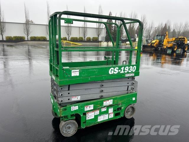 Genie GS-1930 Nožnicové zdvíhacie plošiny