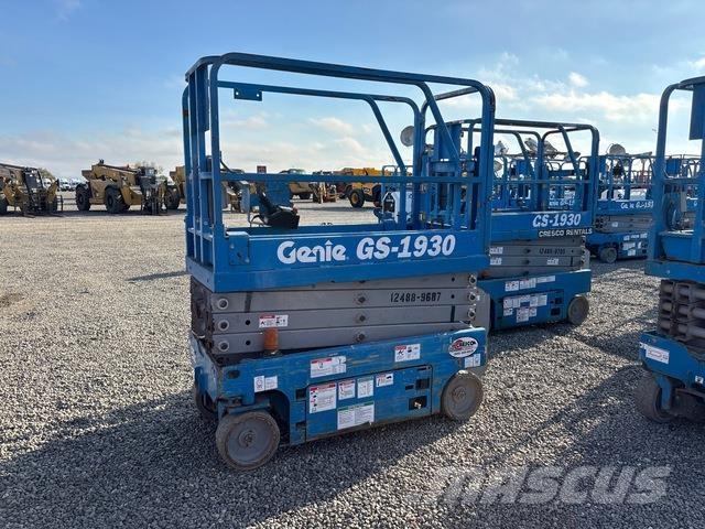 Genie GS-1930 Nožnicové zdvíhacie plošiny