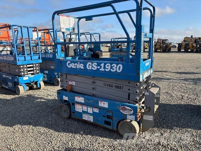 Genie GS-1930 Nožnicové zdvíhacie plošiny