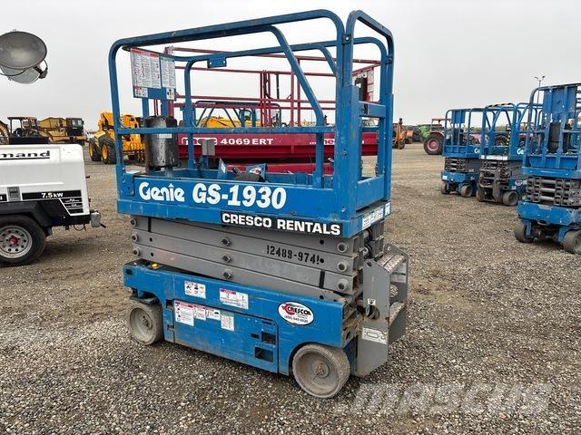 Genie GS-1930 Nožnicové zdvíhacie plošiny