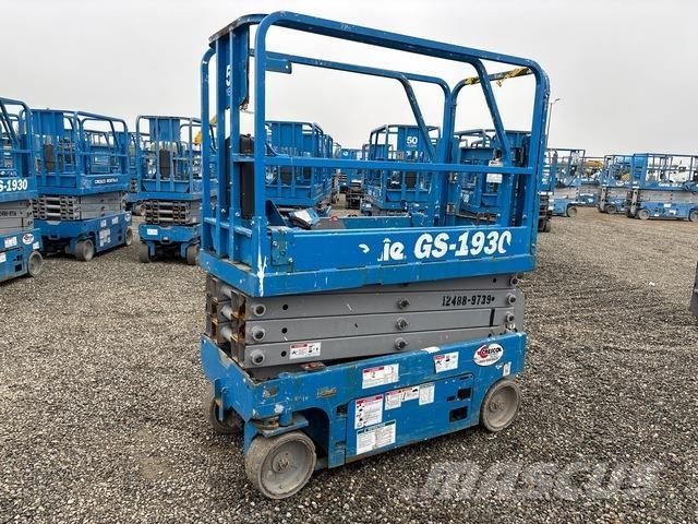 Genie GS-1930 Nožnicové zdvíhacie plošiny