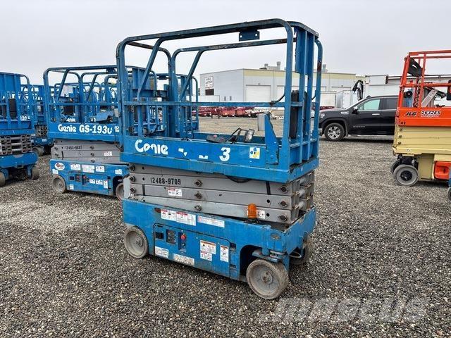 Genie GS-1930 Nožnicové zdvíhacie plošiny