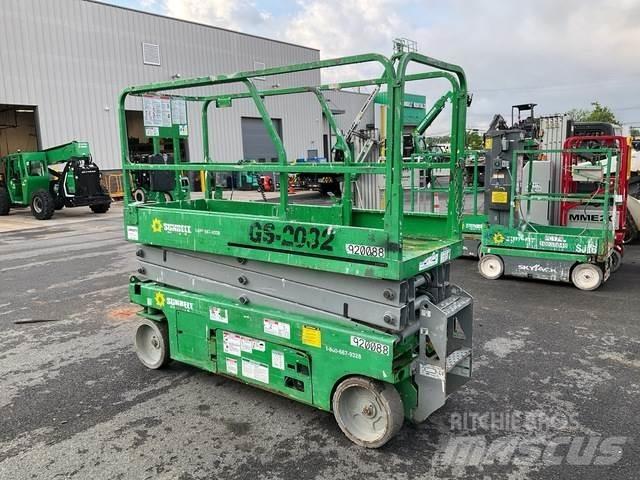 Genie GS-2032 Nožnicové zdvíhacie plošiny