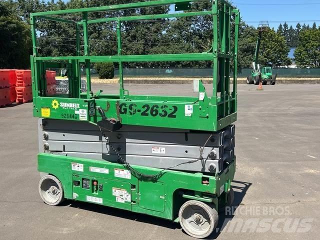 Genie GS-2632 Nožnicové zdvíhacie plošiny