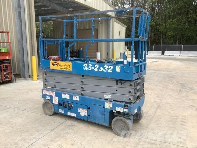 Genie GS-2632 Nožnicové zdvíhacie plošiny