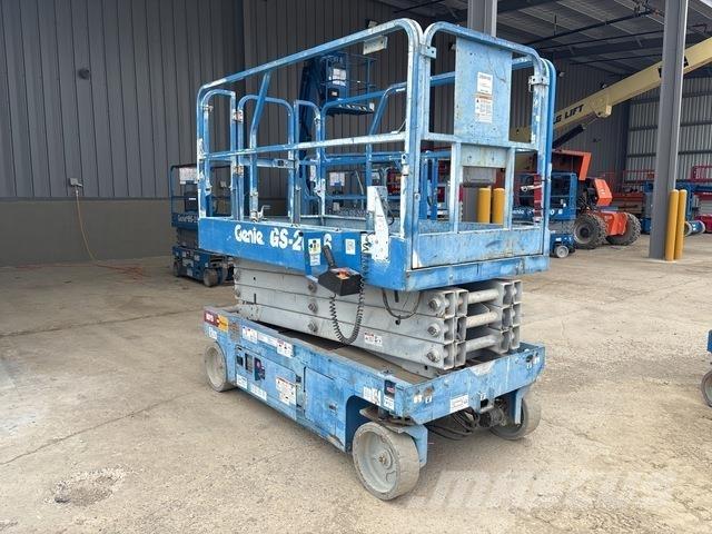 Genie GS-2646 Nožnicové zdvíhacie plošiny