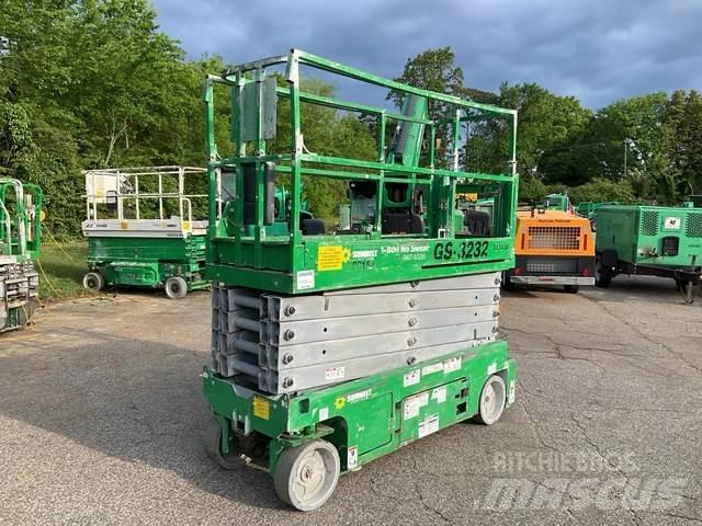 Genie GS-3232 Nožnicové zdvíhacie plošiny