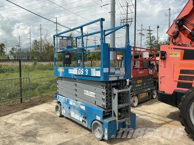 Genie GS-3232 Nožnicové zdvíhacie plošiny