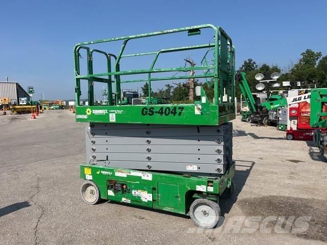 Genie GS-4047 Nožnicové zdvíhacie plošiny