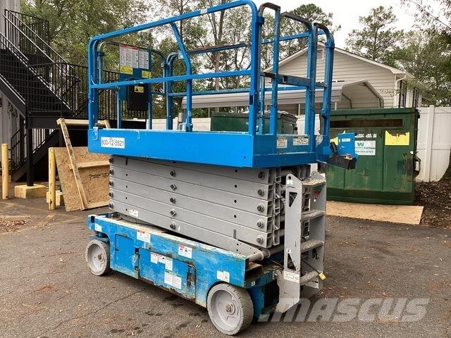 Genie GS-4047 Nožnicové zdvíhacie plošiny