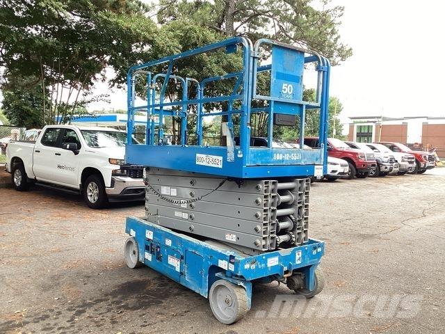 Genie GS-4047 Nožnicové zdvíhacie plošiny