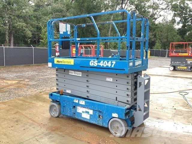 Genie GS-4047 Nožnicové zdvíhacie plošiny