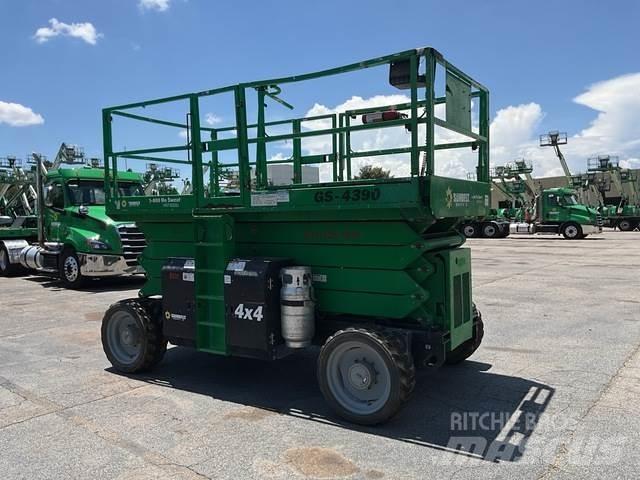 Genie GS-4390 Nožnicové zdvíhacie plošiny