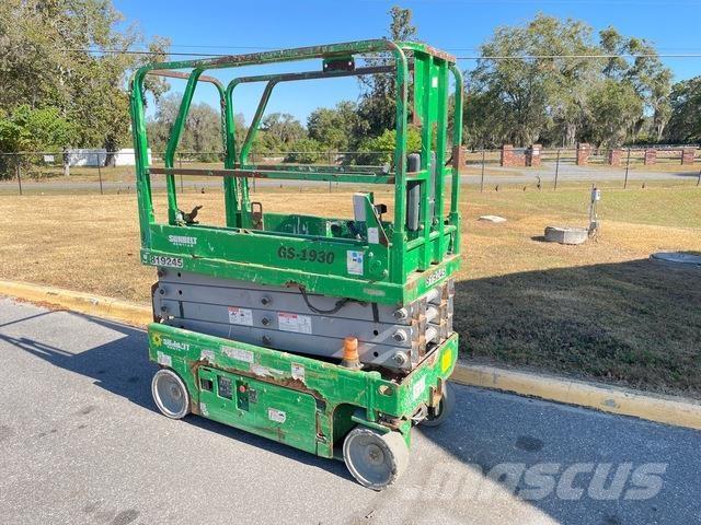 Genie GS1930 Nožnicové zdvíhacie plošiny