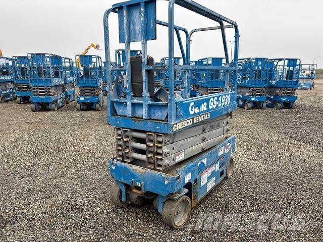 Genie GS1930 Nožnicové zdvíhacie plošiny