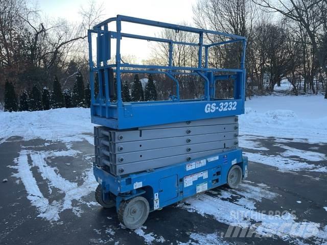 Genie GS3232 Nožnicové zdvíhacie plošiny