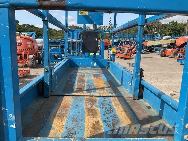 Genie GS3232 Nožnicové zdvíhacie plošiny