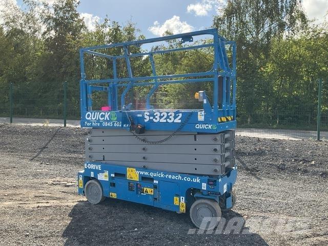 Genie GS3232 Nožnicové zdvíhacie plošiny