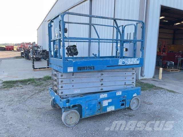 Genie GS3246 Nožnicové zdvíhacie plošiny