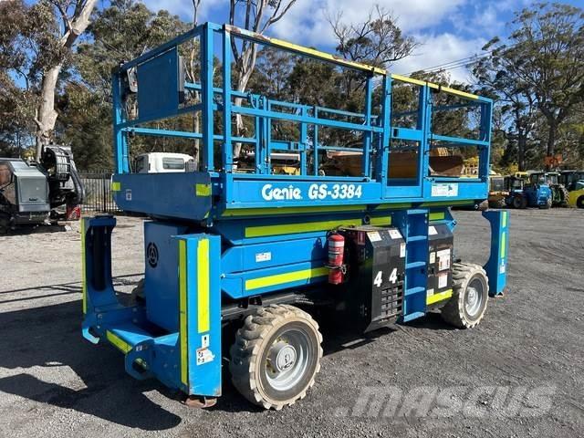 Genie GS3384 Nožnicové zdvíhacie plošiny