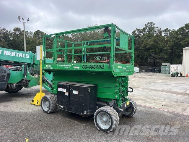 Genie GS4069DC Nožnicové zdvíhacie plošiny