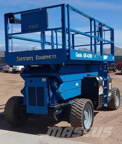 Genie GS4390RT Nožnicové zdvíhacie plošiny