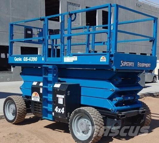 Genie GS4390RT Nožnicové zdvíhacie plošiny