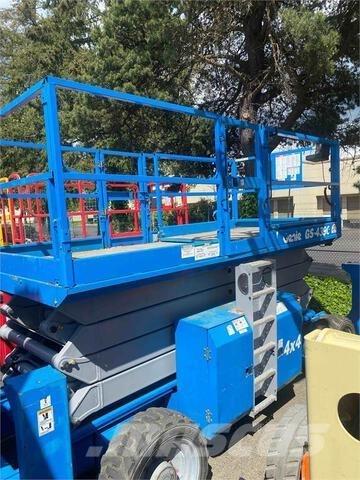 Genie GS4390RT Nožnicové zdvíhacie plošiny