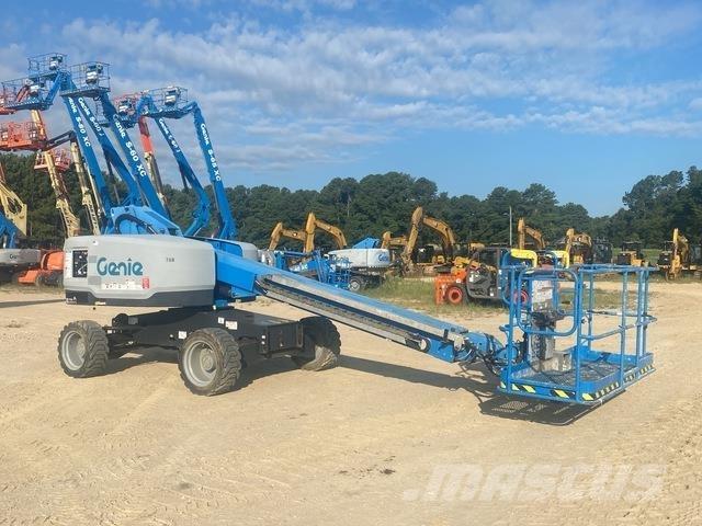 Genie S-40XC Teleskopické plošiny
