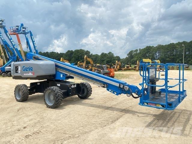 Genie S-60XC Teleskopické plošiny
