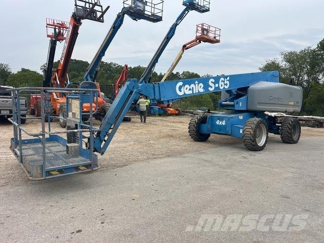 Genie S-65 Teleskopické plošiny