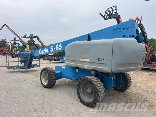 Genie S-65 Teleskopické plošiny