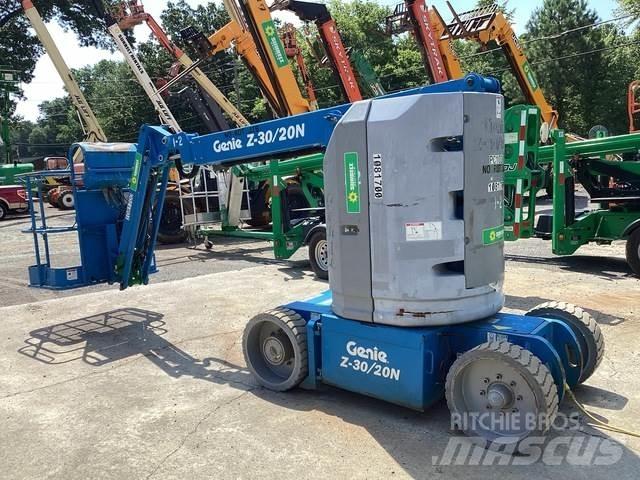Genie Z-30/20N Kĺbové plošiny