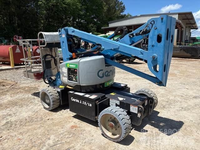 Genie Z-33/18 Kĺbové plošiny