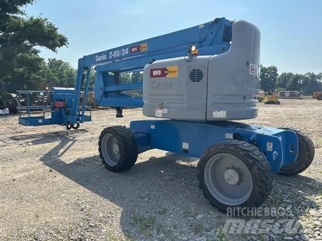 Genie Z-60/34 Kĺbové plošiny