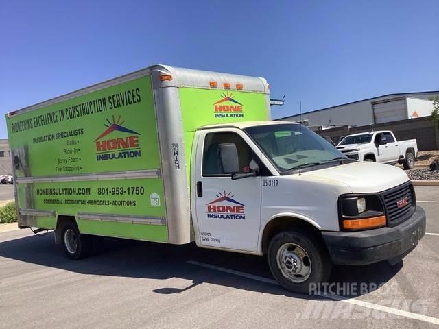 GMC C3500 Skriňová nadstavba