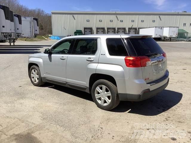 GMC Terrain Automobily