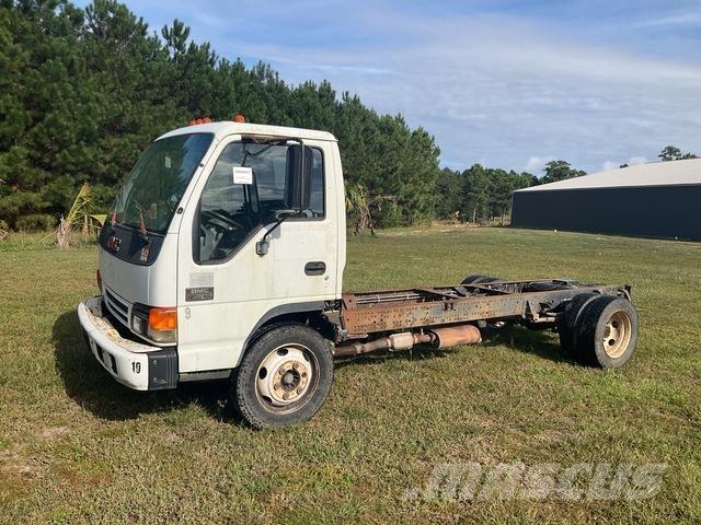 GMC W45042 Kabíny a interiér