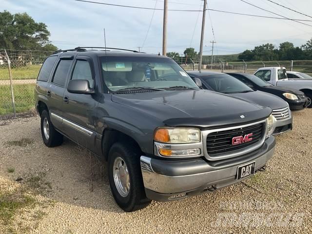 GMC Yukon Automobily