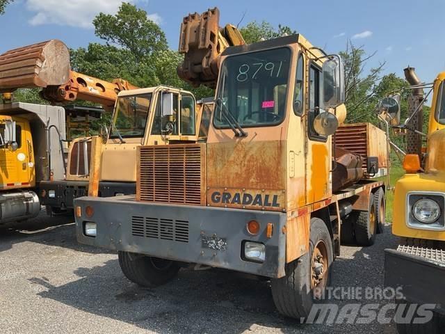 Gradall XL4100 Kolesové rýpadlá