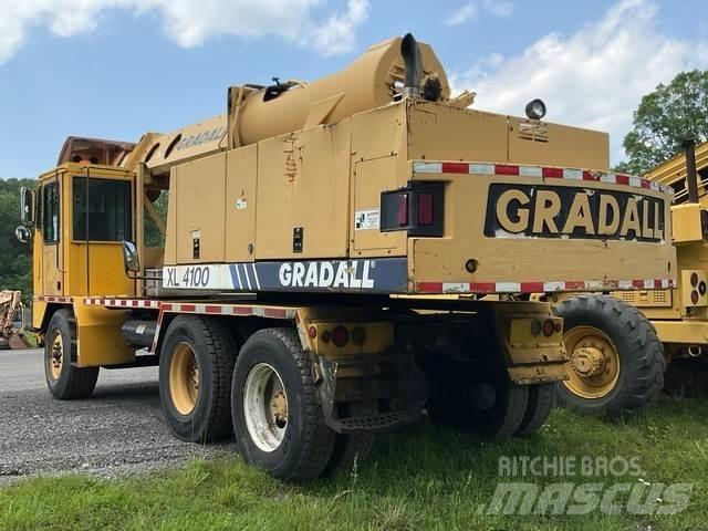 Gradall XL4100 Kolesové rýpadlá
