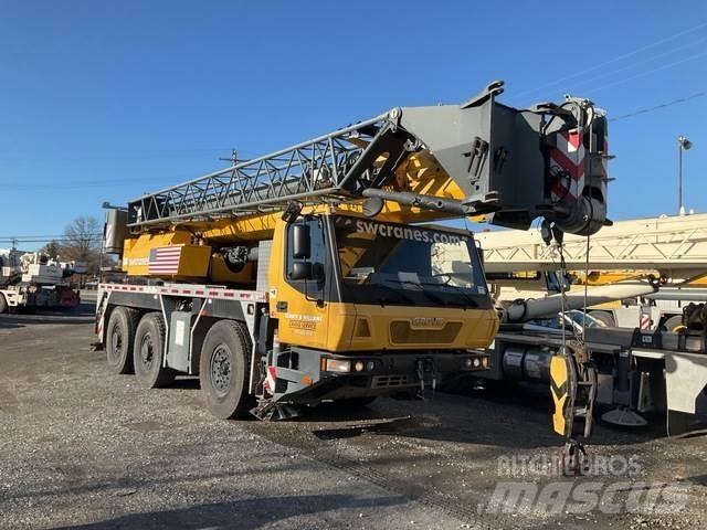 Grove GMK3055 Univerzálne terénne žeriavy