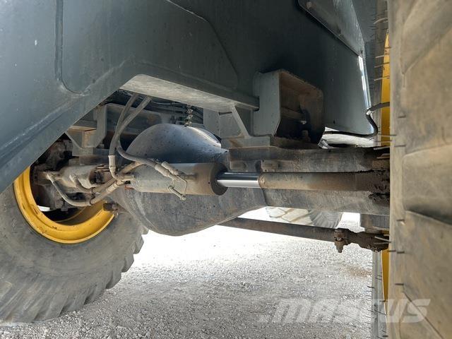 Grove RT700E Žeriavy pre ťažký terén