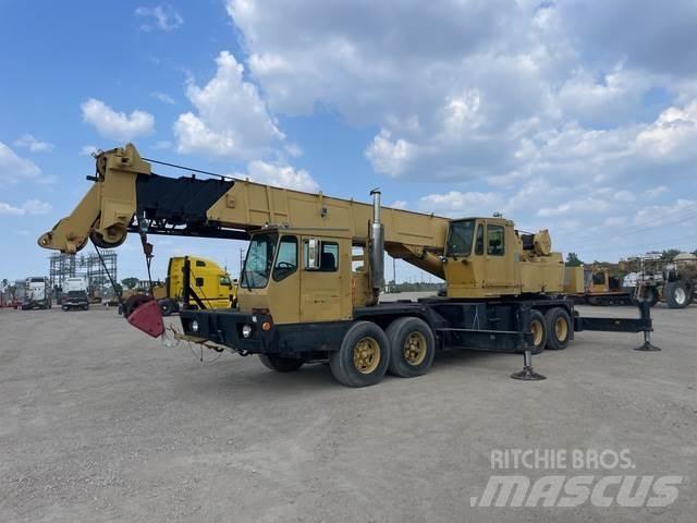 Grove TMS-300B Pásové žeriavy